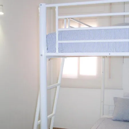 Apartment 4 Bedroom Stunning In *